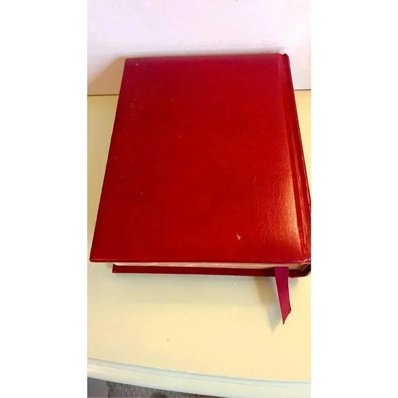 New American Holy Bible Catholic Edition Red Leather Bound 1970’s large heavy gi - Picture 10 of 15